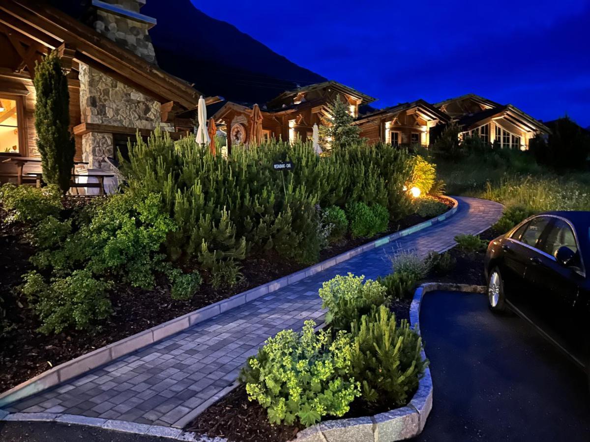 Hotel & Chalets Edelweiss Madonna  Exterior photo